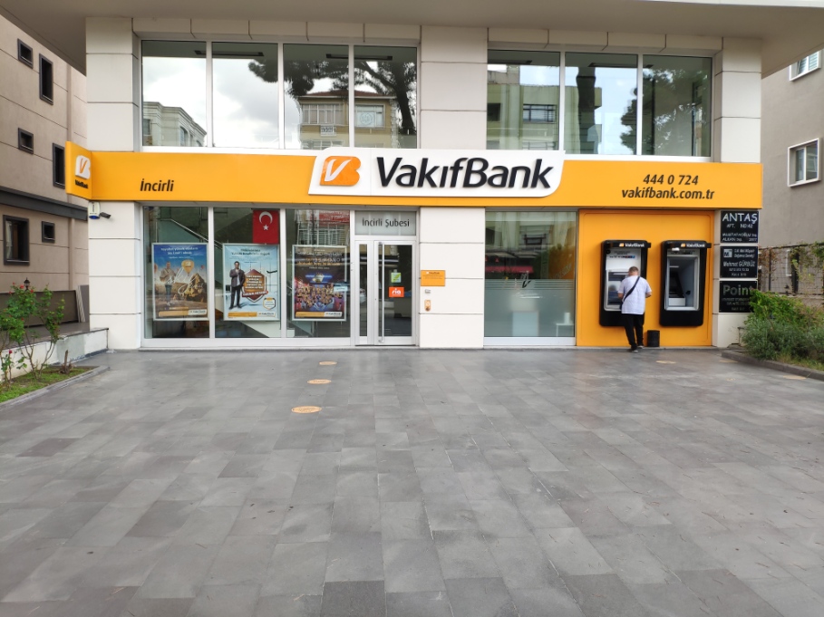 Emekli maaşını VakıfBank’a taşıyacaklara, 24.000 TL’ye varan ödeme